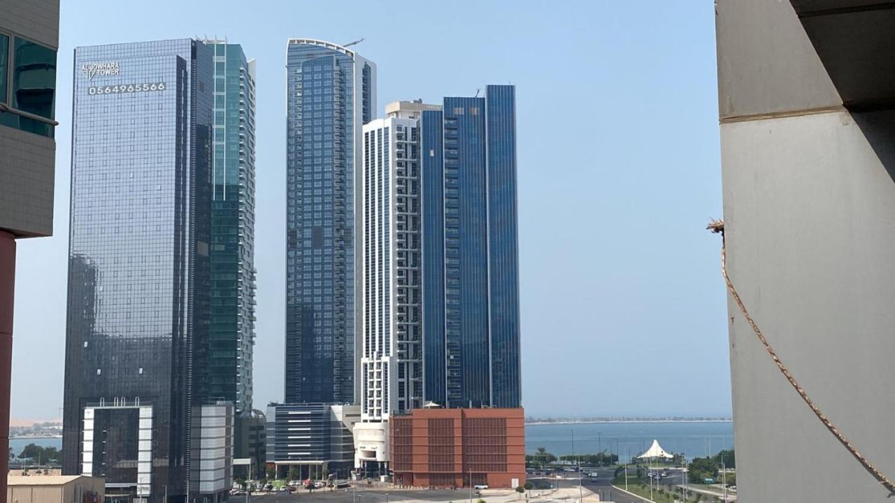Sharing Motel Rooms Abu Dhabi Exterior foto