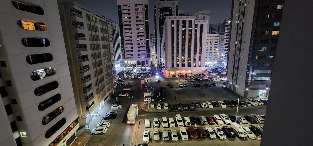 Sharing Motel Rooms Abu Dhabi Exterior foto