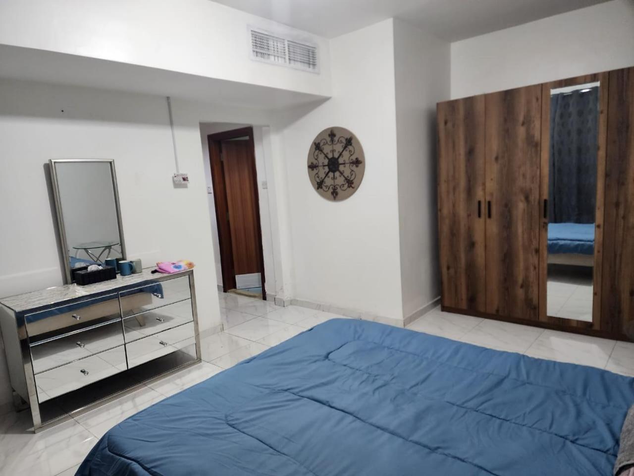 Sharing Motel Rooms Abu Dhabi Exterior foto